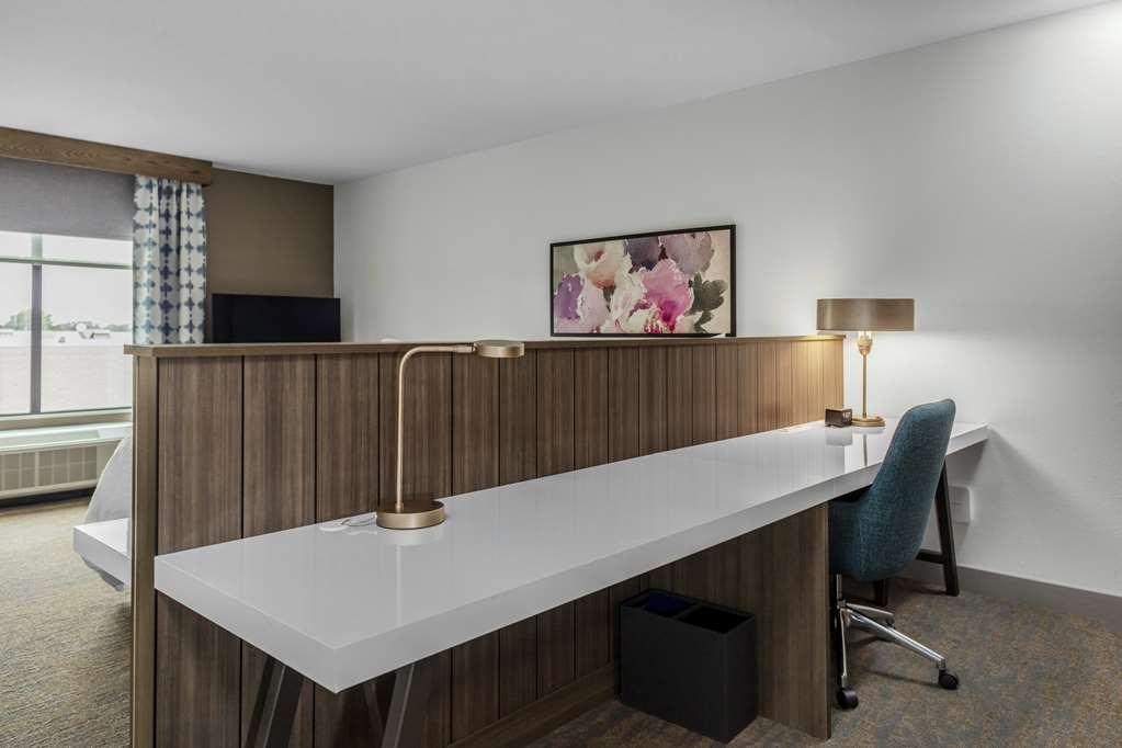 Hilton Garden Inn Detroit Utica, Mi Clinton Township Номер фото