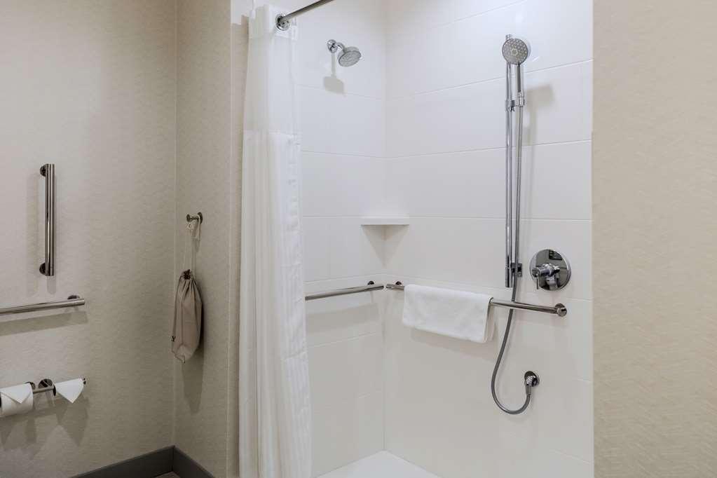 Hilton Garden Inn Detroit Utica, Mi Clinton Township Номер фото